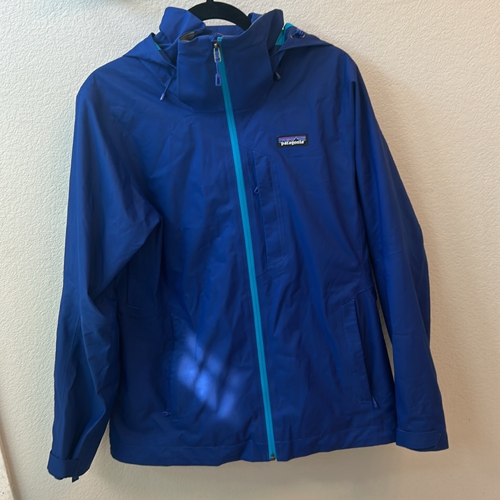 Patagonia windbreaker